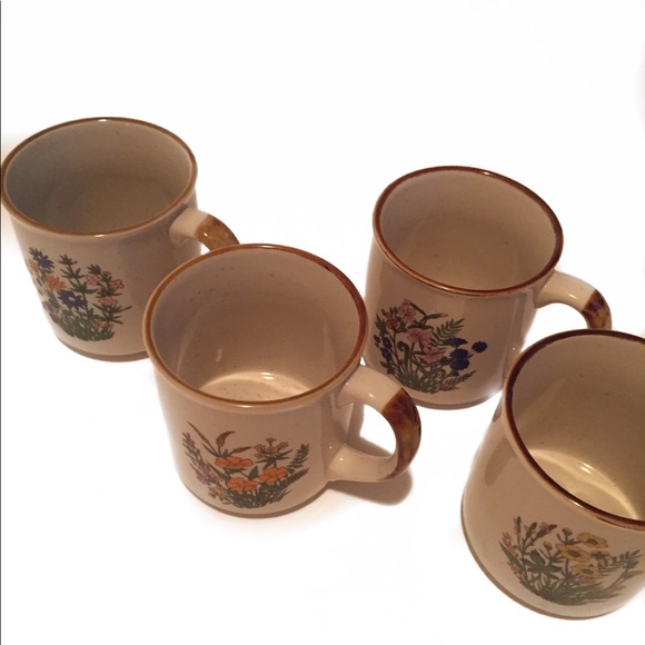 set of 6 ceramic vintage mugs - Picture 4 of 4